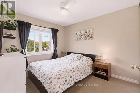 983 Markwick Crescent Ottawa ON K4A 4X9