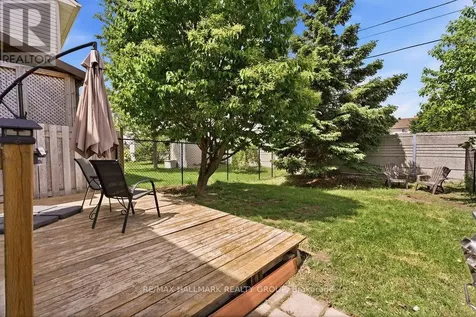 983 Markwick Crescent Ottawa ON K4A 4X9