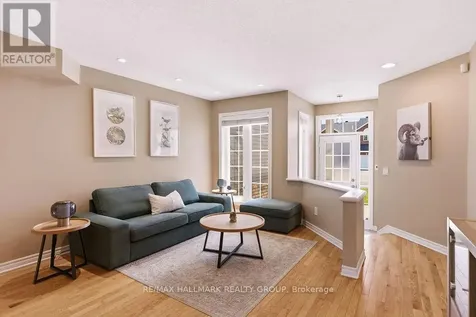 983 Markwick Crescent Ottawa ON K4A 4X9