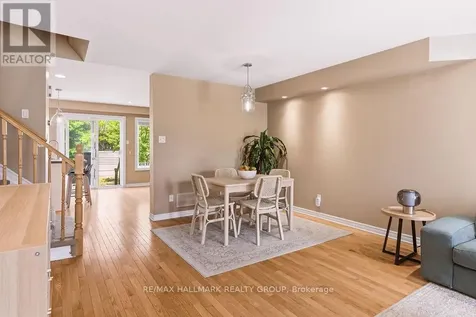 983 Markwick Crescent Ottawa ON K4A 4X9
