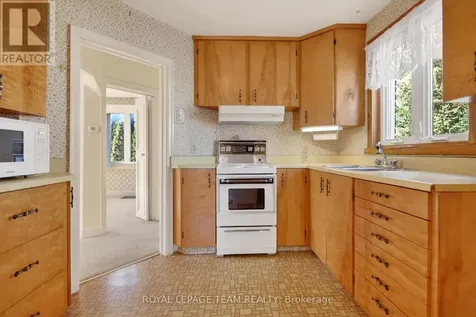 591 Churchill Avenue North Ottawa ON K1Z 5E6