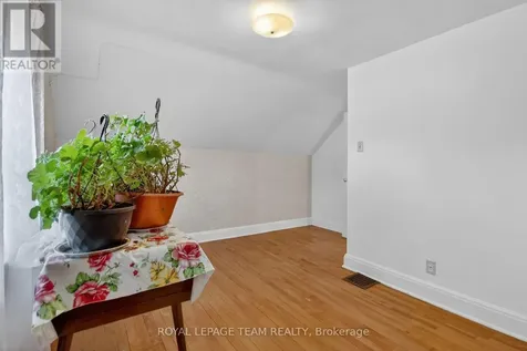 591 Churchill Avenue North Ottawa ON K1Z 5E6