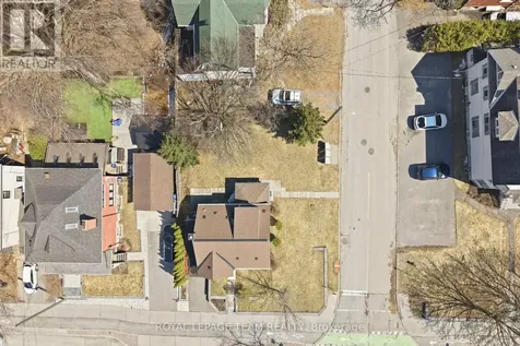 591 Churchill Avenue North Ottawa ON K1Z 5E6