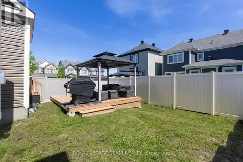 12 Oxalis Crescent Ottawa ON K2V 0J8