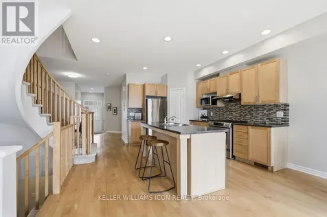 564 Remnor Avenue Ottawa ON K2T 0A5
