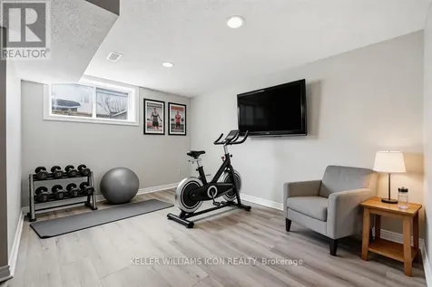 564 Remnor Avenue Ottawa ON K2T 0A5