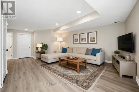 564 Remnor Avenue Ottawa ON K2T 0A5
