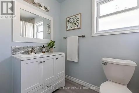 124 Kennevale Drive Ottawa ON K2J 3X7