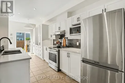 103 Westphalian Avenue Ottawa ON K2V 0A3