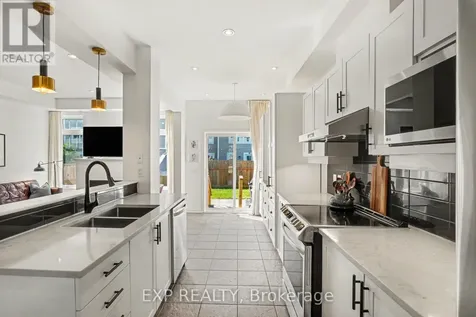103 Westphalian Avenue Ottawa ON K2V 0A3