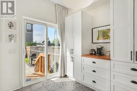 103 Westphalian Avenue Ottawa ON K2V 0A3