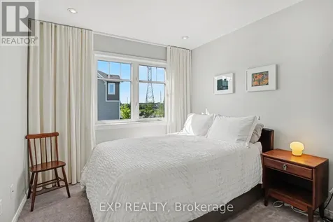 103 Westphalian Avenue Ottawa ON K2V 0A3
