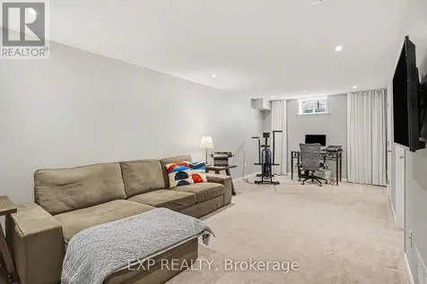 103 Westphalian Avenue Ottawa ON K2V 0A3
