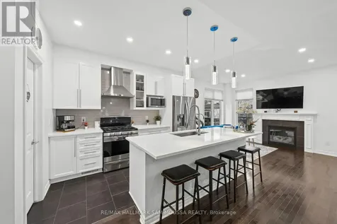 185 Flat Sedge Crescent Ottawa ON K1T 0G9