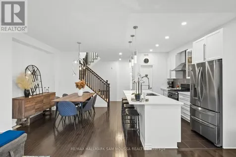 185 Flat Sedge Crescent Ottawa ON K1T 0G9