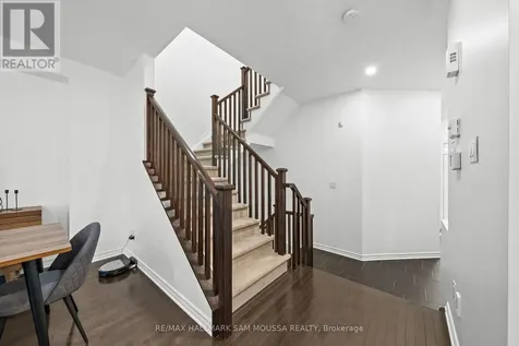 185 Flat Sedge Crescent Ottawa ON K1T 0G9