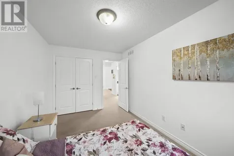 185 Flat Sedge Crescent Ottawa ON K1T 0G9