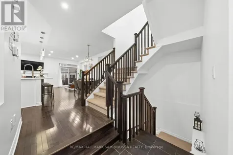 185 Flat Sedge Crescent Ottawa ON K1T 0G9