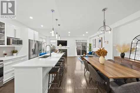 185 Flat Sedge Crescent Ottawa ON K1T 0G9