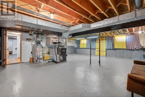 33 Norice Street Ottawa ON K2G 2X3