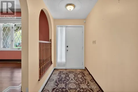 33 Norice Street Ottawa ON K2G 2X3