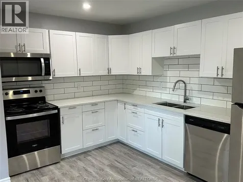 222 St. Clair Street Chatham ON N7L 3J7
