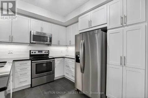 330 Ridout Street North London East (east K) ON N6C 3Z3