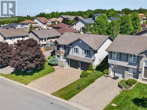 8 Trailview Drive Sudbury ON P3E 6M3
