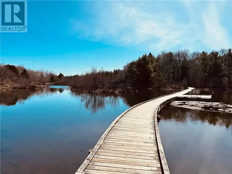 8 Trailview Drive Sudbury ON P3E 6M3