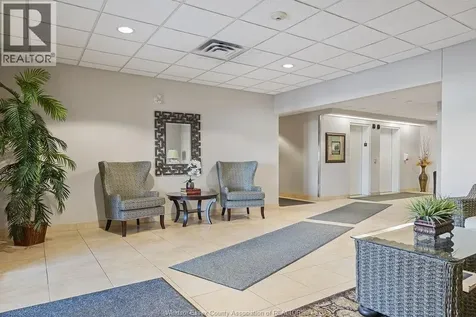 325 Village Grove Tecumseh ON N8N 0B1