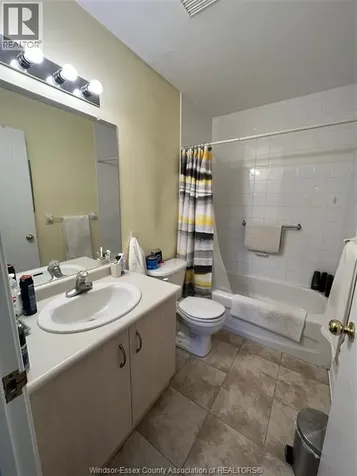 1535 Grand Marais Road West Windsor ON N9E 4W2