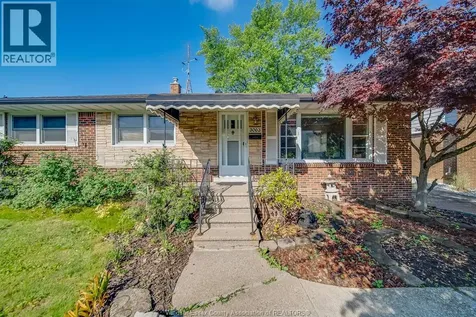 3063 Bruce Avenue Windsor ON N9E 1W3
