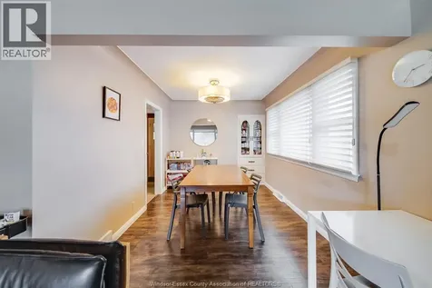 3063 Bruce Avenue Windsor ON N9E 1W3