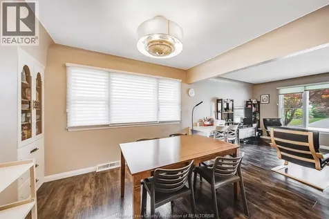 3063 Bruce Avenue Windsor ON N9E 1W3