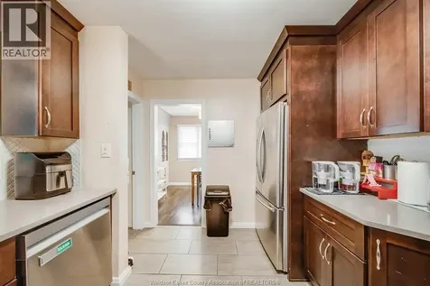 3063 Bruce Avenue Windsor ON N9E 1W3