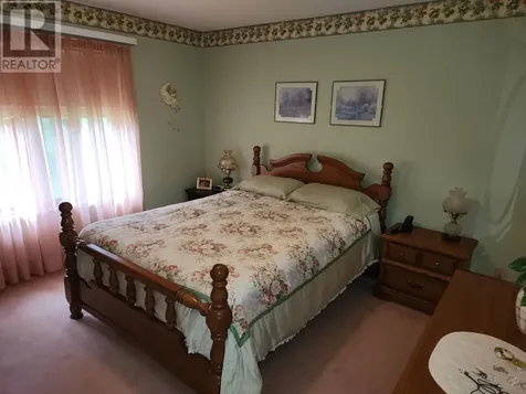 1589 Mountain Road Thunder Bay ON P7J 1C7