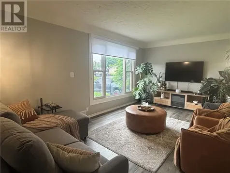 180 Landry Street Azilda ON P0M 1B0