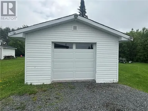 180 Landry Street Azilda ON P0M 1B0
