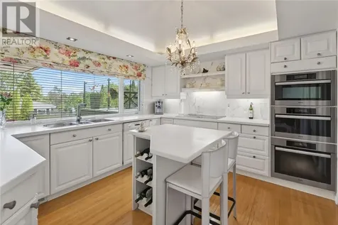 457 Lake Point Court Sudbury ON P3E 6J3