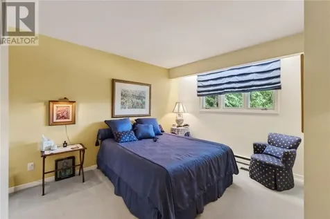 457 Lake Point Court Sudbury ON P3E 6J3