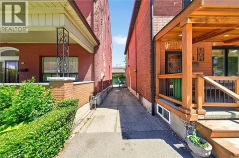 16 Mulberry Street Hamilton ON L8R 2C5