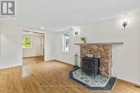 909 Mcdonald Avenue Kincardine ON N2Z 1A2