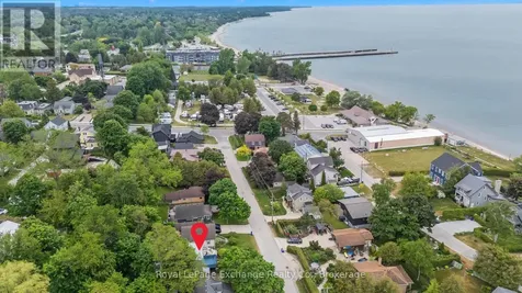 909 Mcdonald Avenue Kincardine ON N2Z 1A2