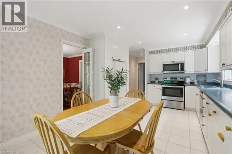 2241 Mansfield Drive Burlington ON L7P 3J3