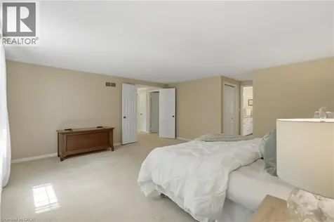 2241 Mansfield Drive Burlington ON L7P 3J3