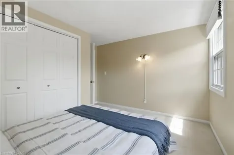2241 Mansfield Drive Burlington ON L7P 3J3