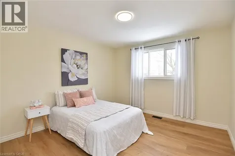 47 Odessa Street Stoney Creek ON L8J 1A3