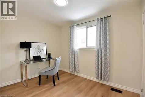 47 Odessa Street Stoney Creek ON L8J 1A3