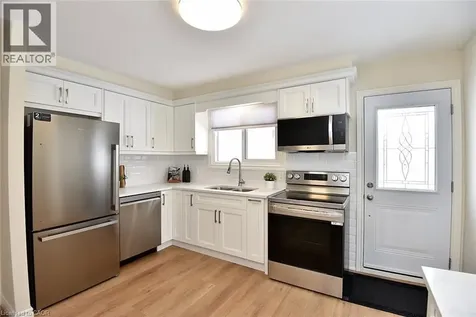 47 Odessa Street Stoney Creek ON L8J 1A3