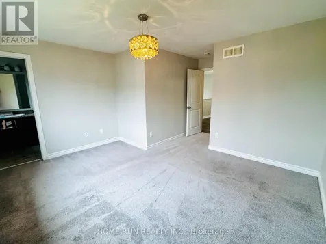621 Lauraleaf Crescent Ottawa ON K2J 6G9